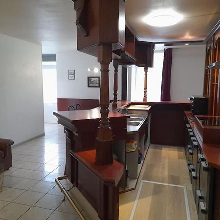 Appartement Au Bord Du Canal Montbard Zewnętrze zdjęcie